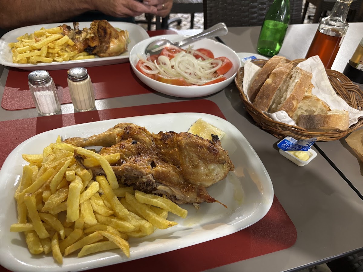 Half chicken with fries